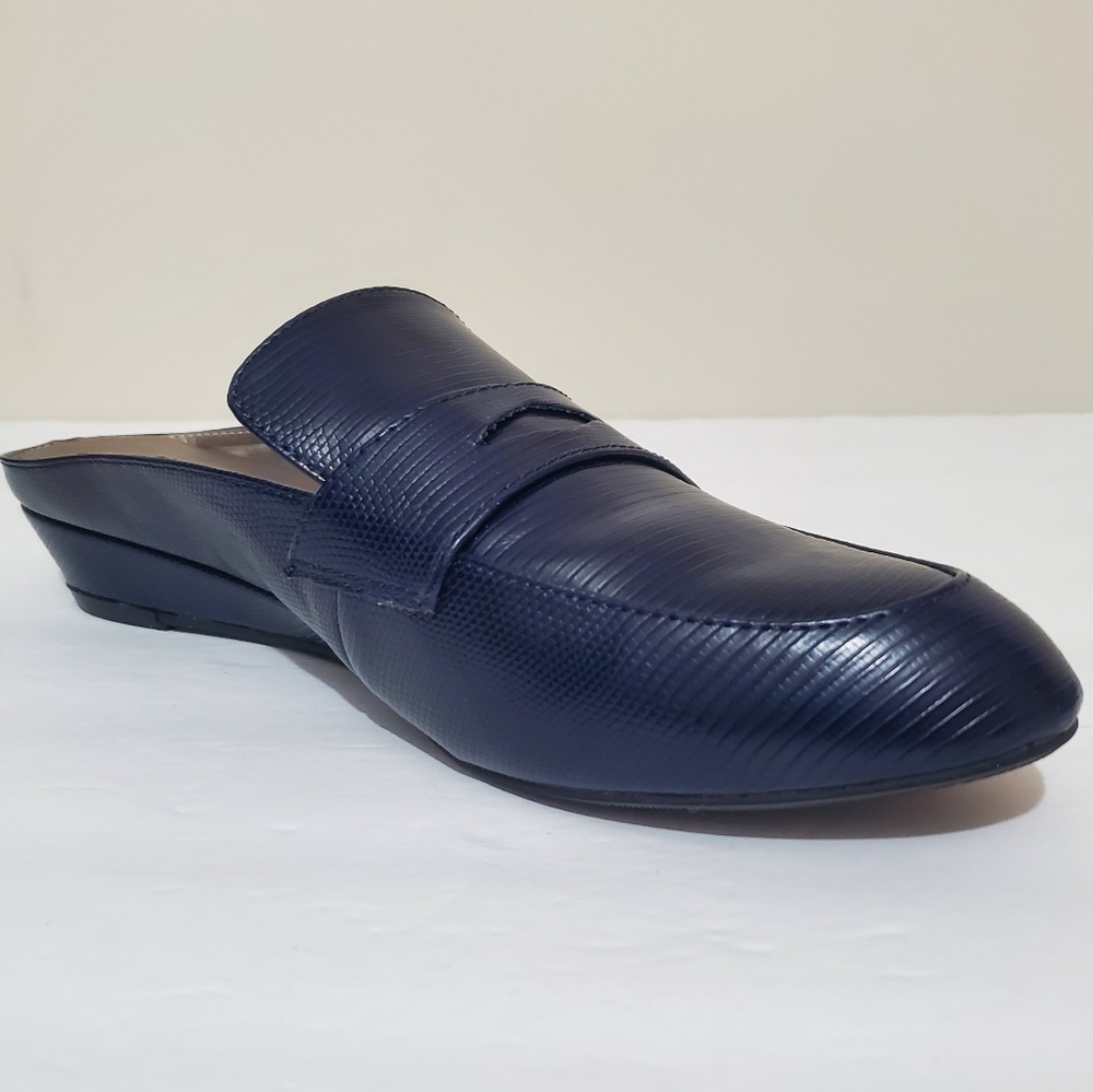ARRAY Leilani navy blue faux leather lizard texture loafer top wedge heel mule 8